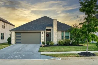 6938 Aster Dr, Venus TX - Sold May 2026