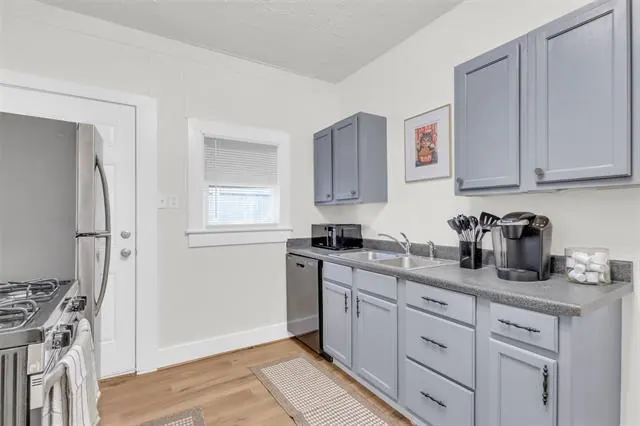 4123 Junius St, Dallas TX - For Rent